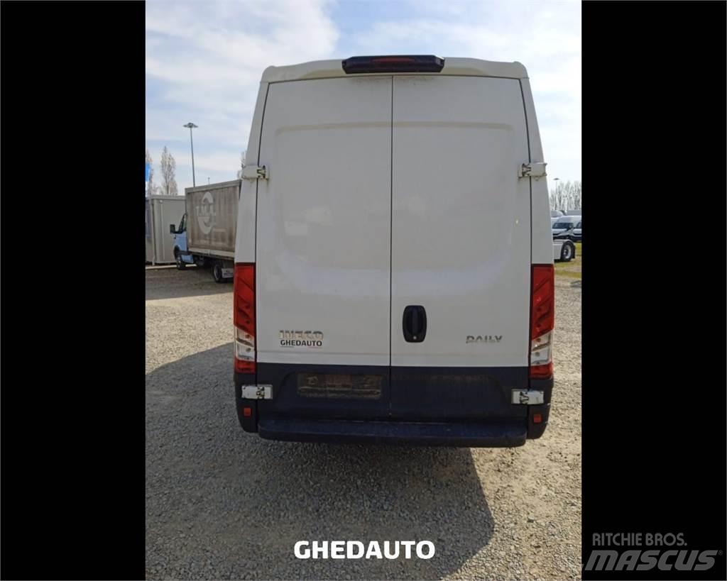 Iveco 35S16S V 商务面包车