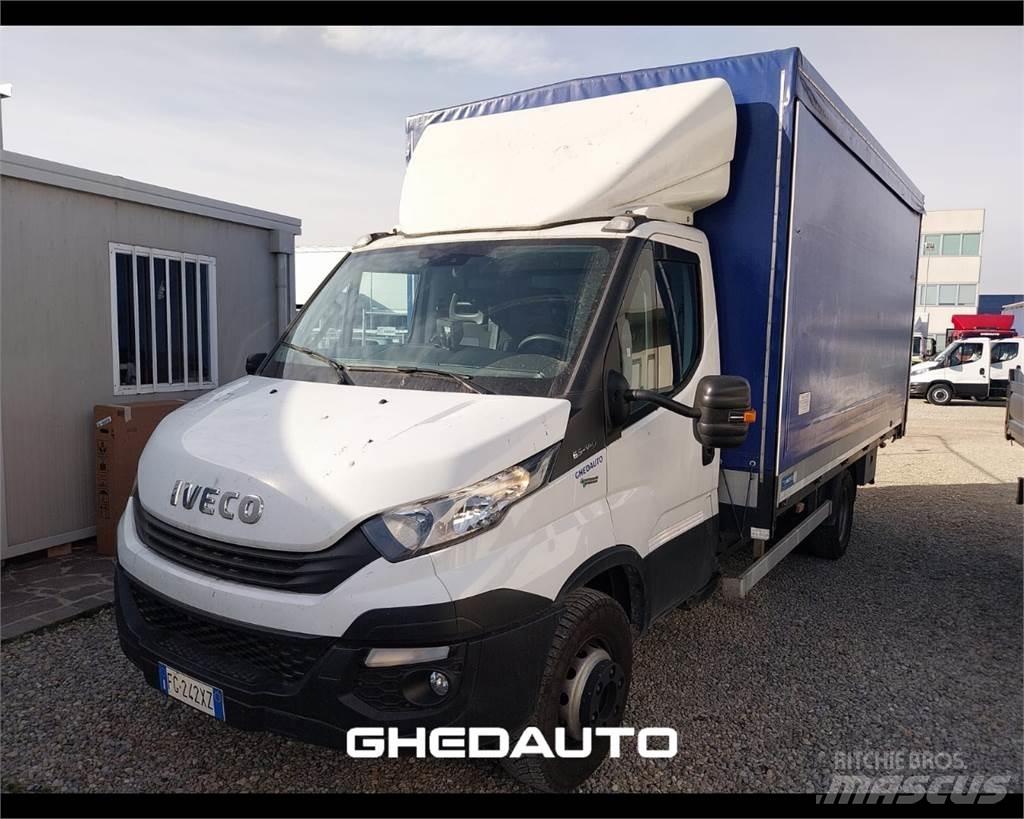 Iveco 65C15 厢式货车