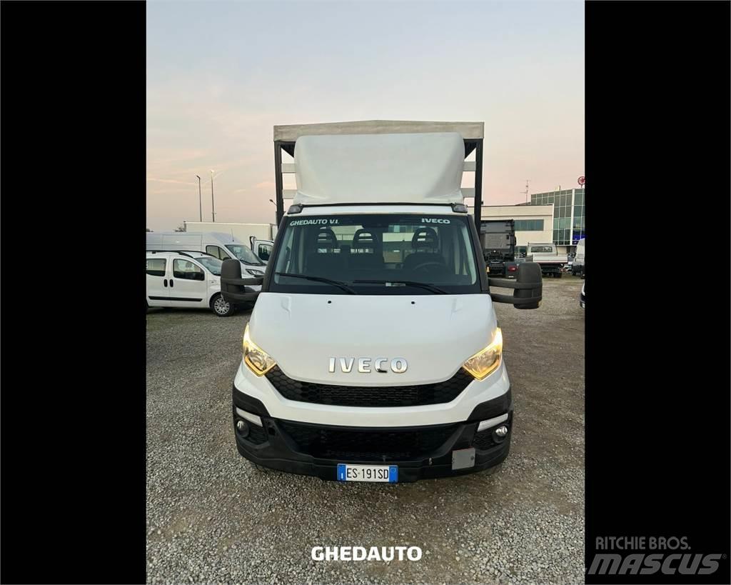 Iveco 65C15 厢式货车