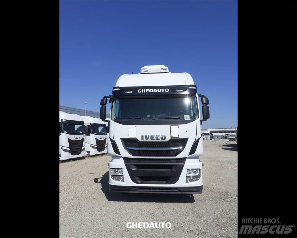 Iveco AS260S48Y 厢式货车