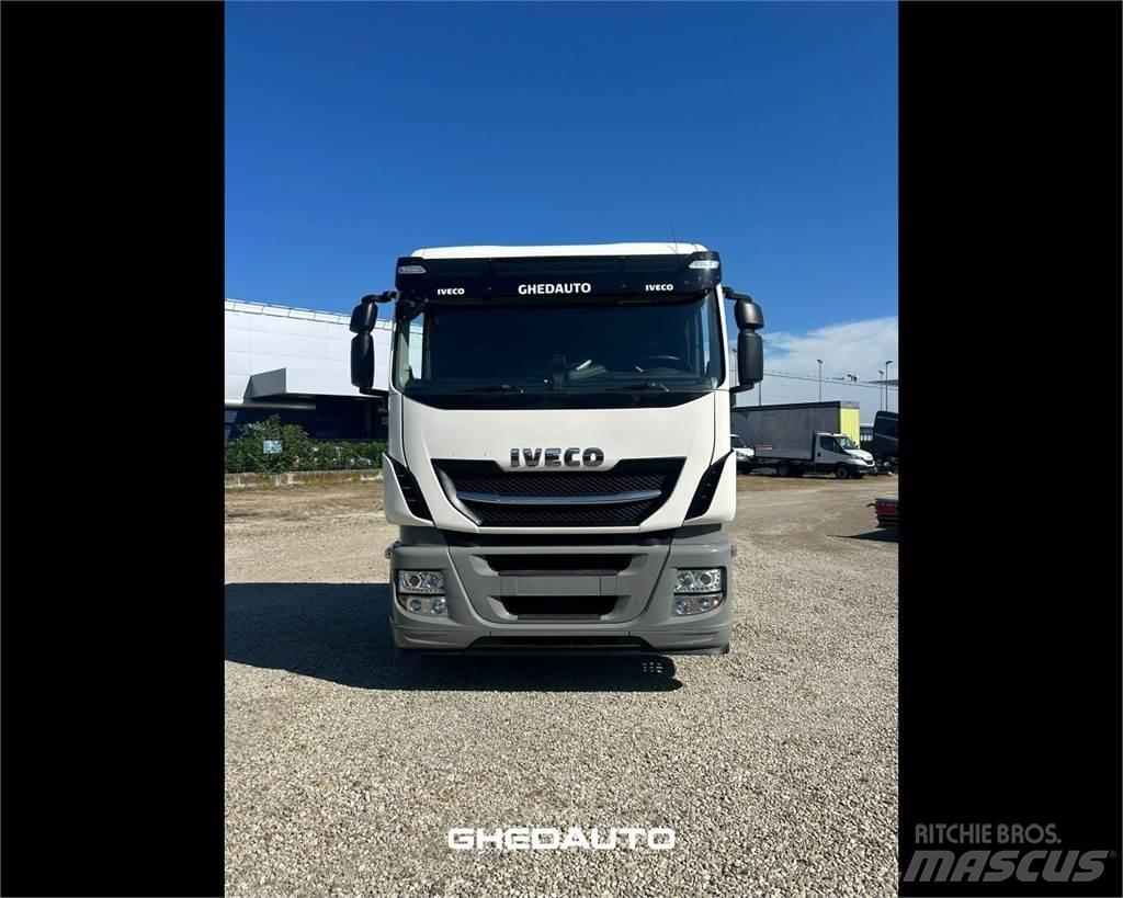 Iveco AS440S46 厢式货车