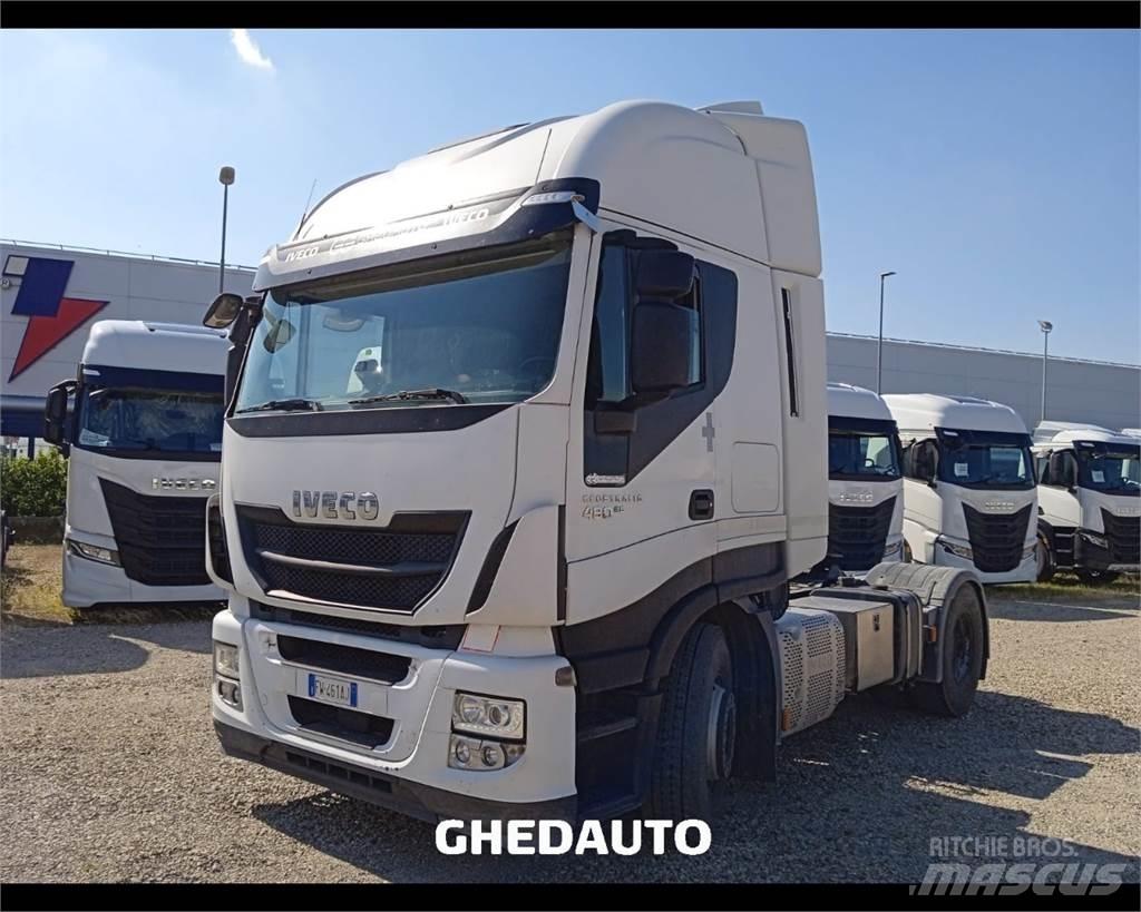 Iveco AS440S48 厢式货车