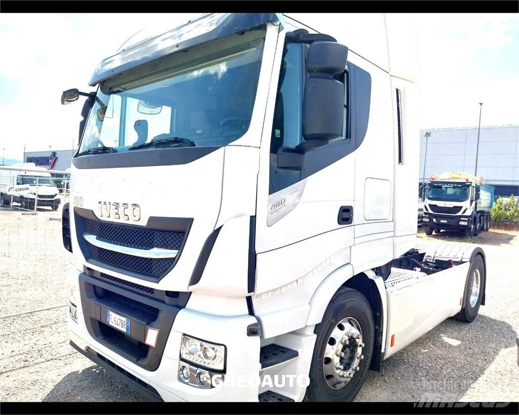 Iveco AS440S48T/P 厢式货车