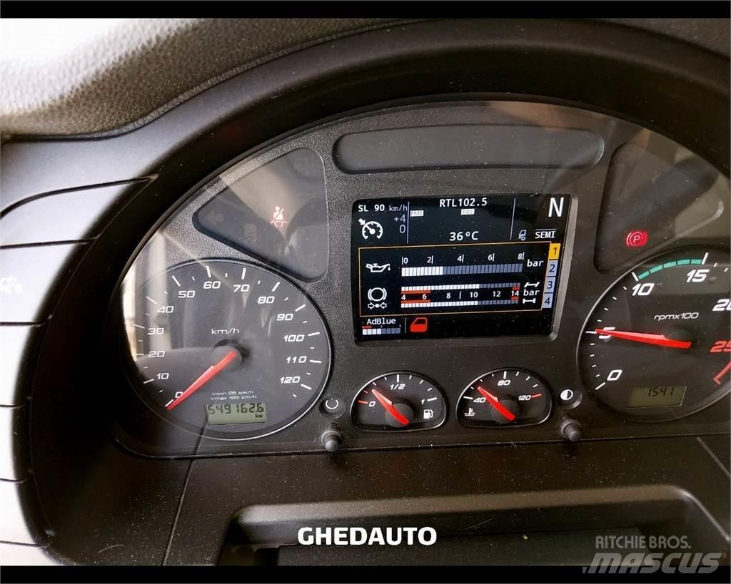Iveco AS440S48T/P 厢式货车