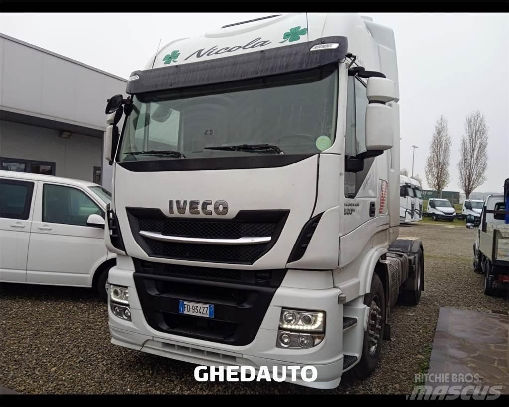 Iveco AS440ST/P 厢式货车