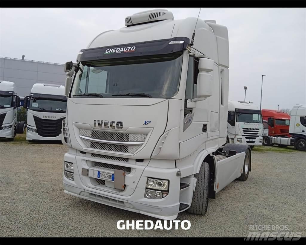 Iveco AS440ST/P 厢式货车