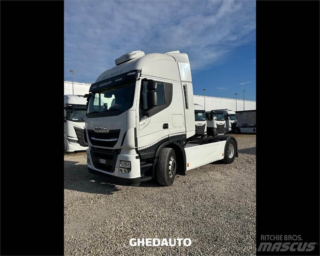 Iveco AS440ST/P 厢式货车