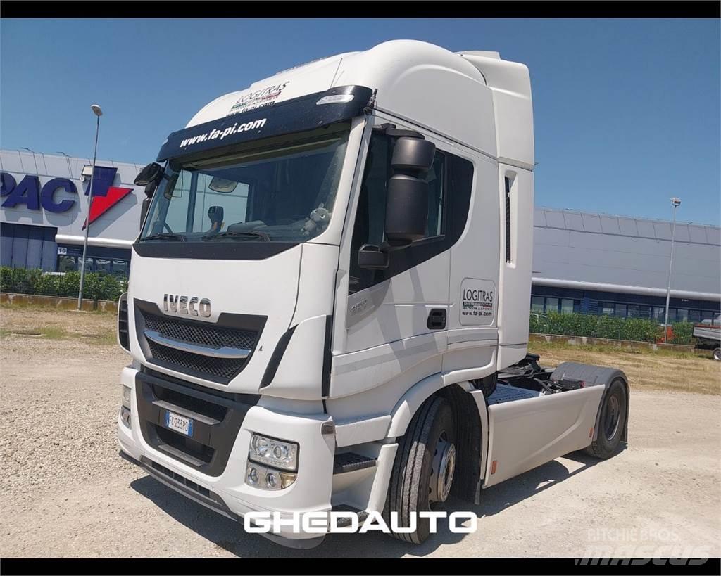 Iveco AS440ST/P 厢式货车