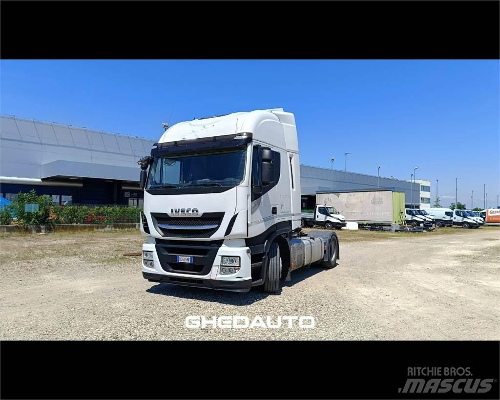 Iveco AS440ST/P 厢式货车