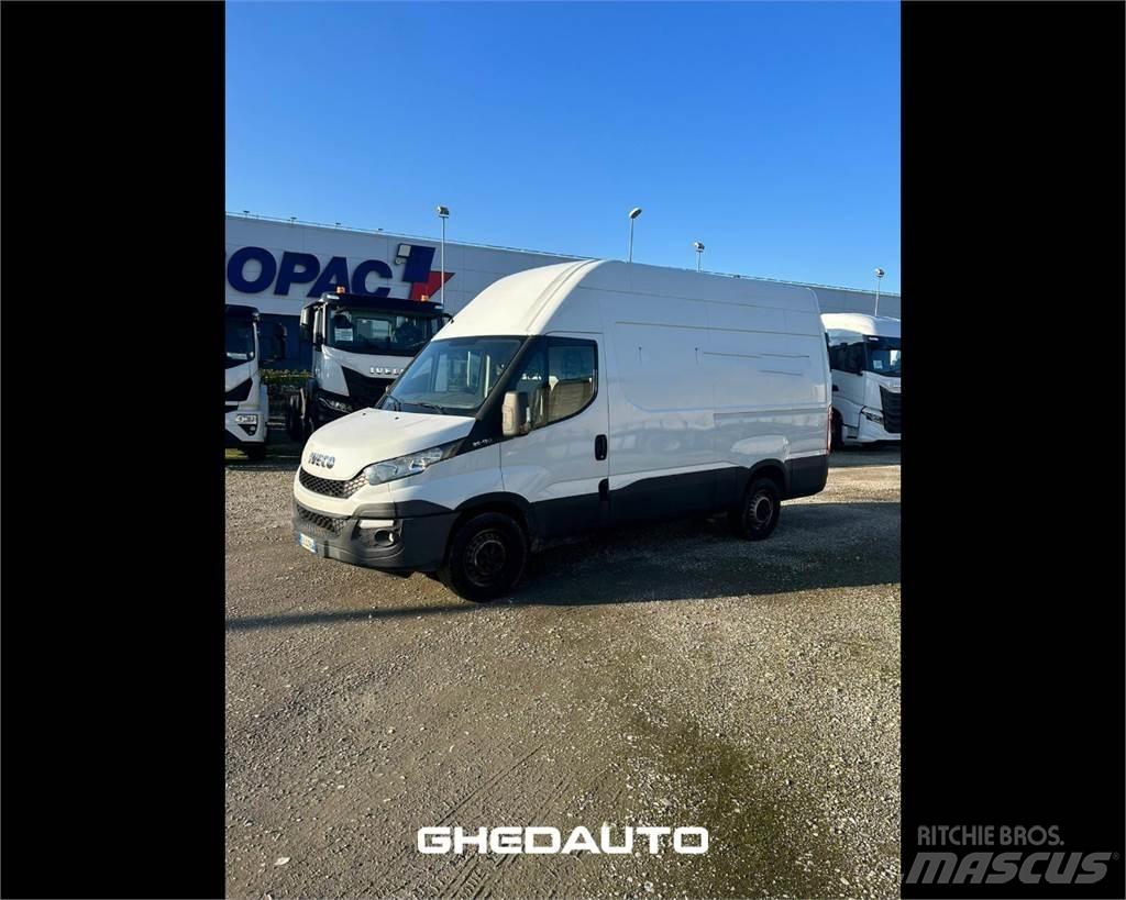 Iveco DAILY 35S15 商务面包车