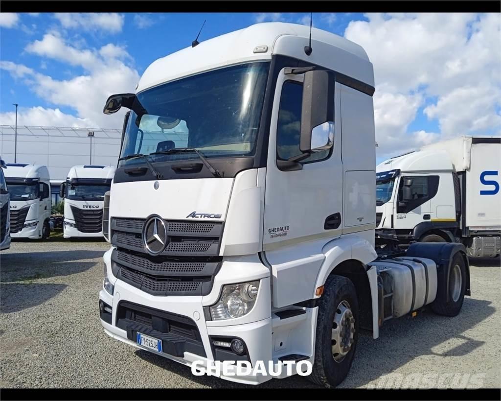 Mercedes-Benz ACTROS 厢式货车