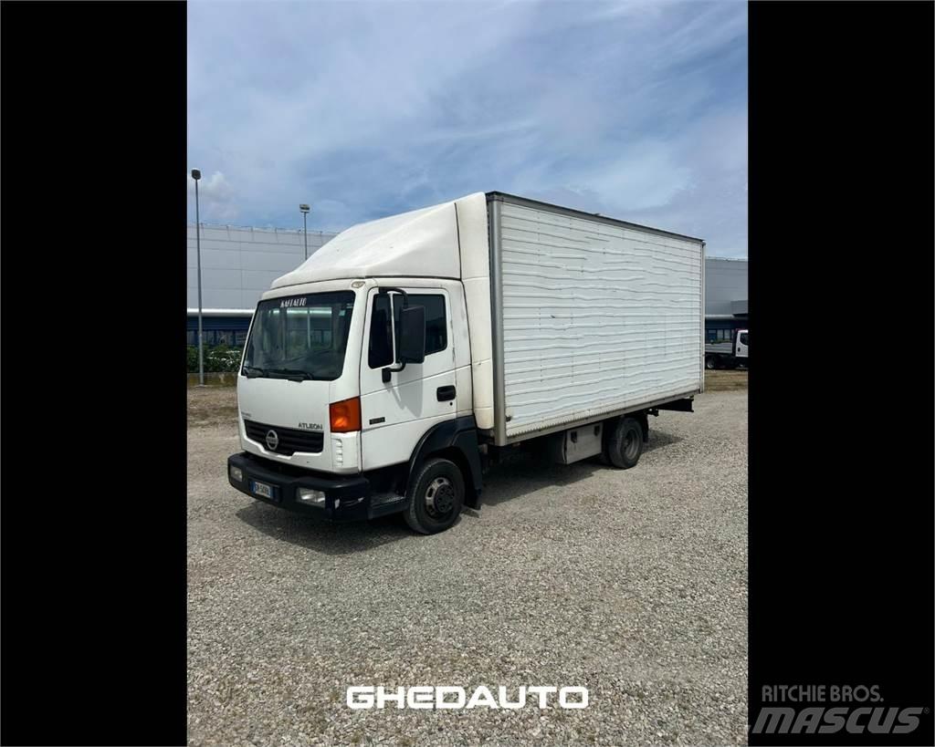 Nissan Atleon 35 2006 商务面包车