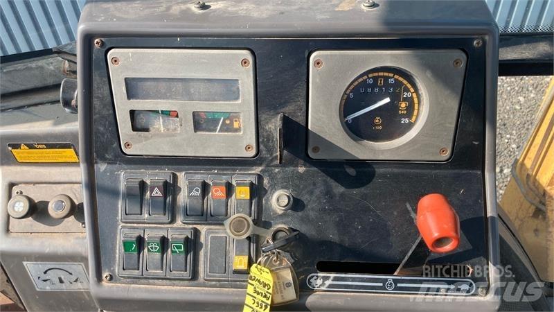 Ford 655 C 反铲装载机