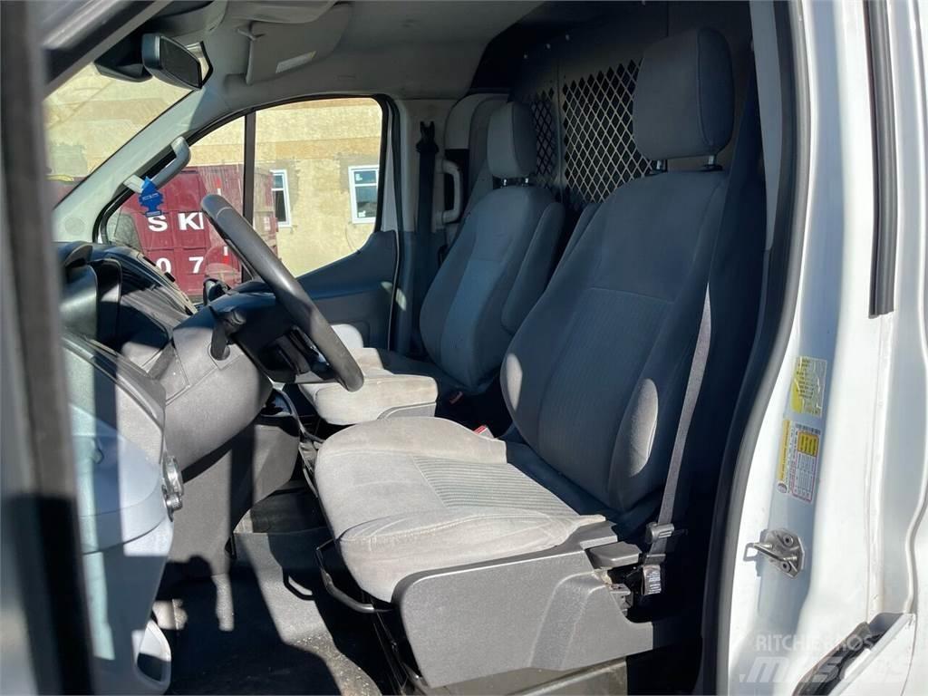 Ford Transit 商务面包车