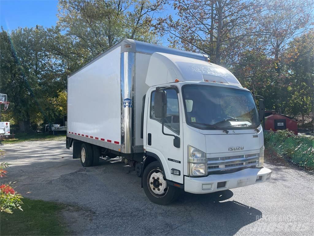 Isuzu NRR 厢式货车