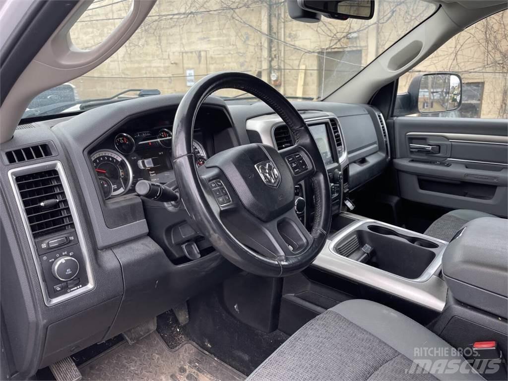 RAM 1500 皮卡车