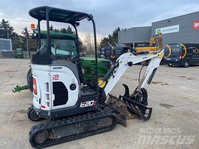 Bobcat E20Z 小型挖掘机