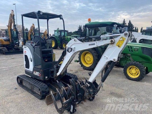 Bobcat E20Z 小型挖掘机