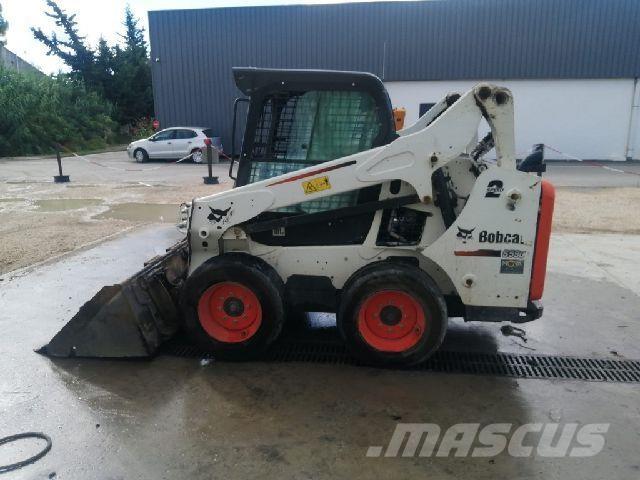 Bobcat S590 轮式装载机