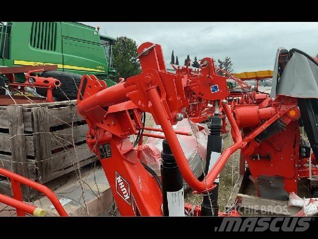 Kuhn 10812 犁耙和摊草机
