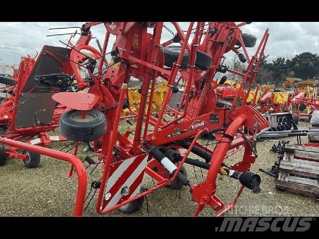 Kuhn 7902 犁耙和摊草机