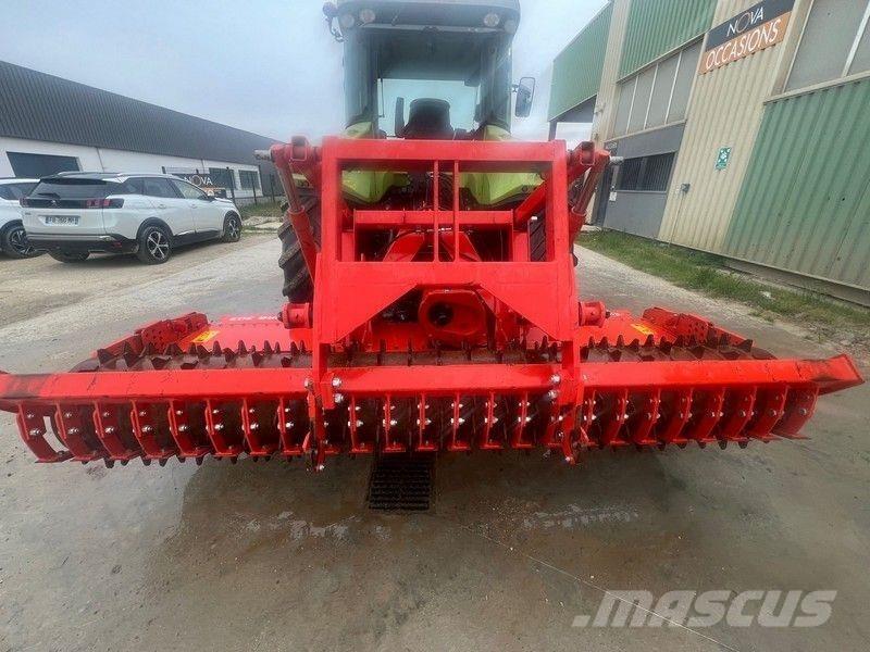 Kuhn HRB 303 D 钉齿耙