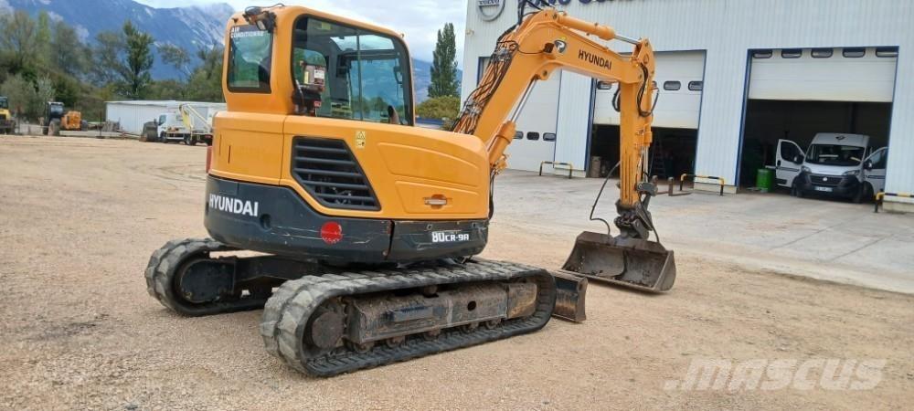 Hyundai R80CR-9A 中型挖掘机
