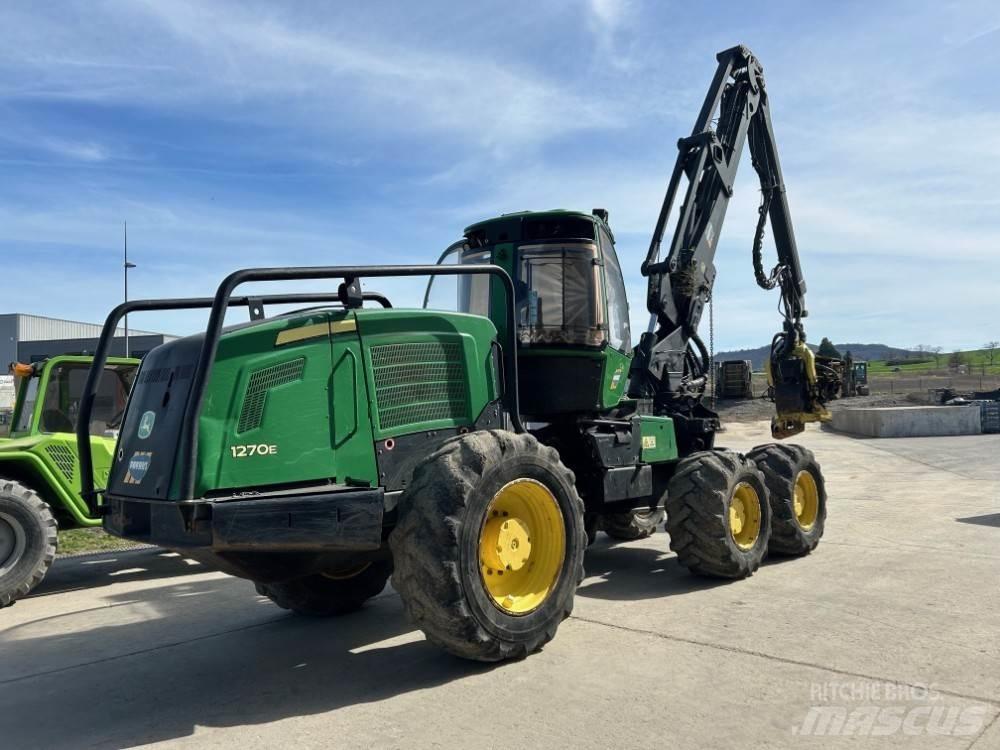 John Deere 1270E 伐木机