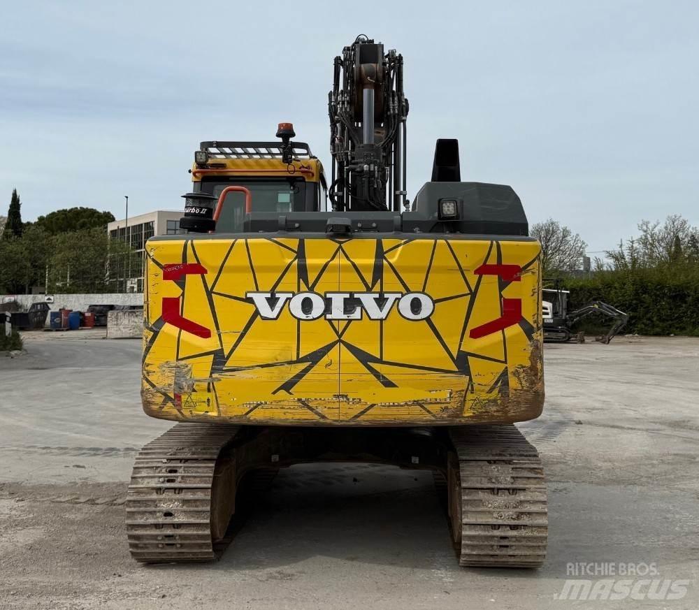 Volvo EC140EL 履带挖掘机