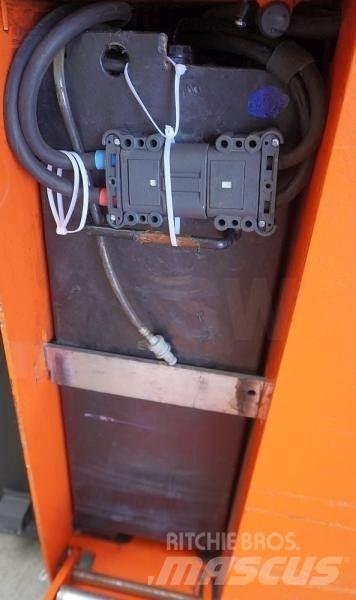 BT SRE135 行走式堆垛机