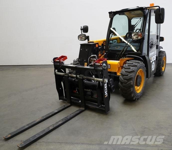 JCB 514-40 伸缩臂叉装车|叉装车