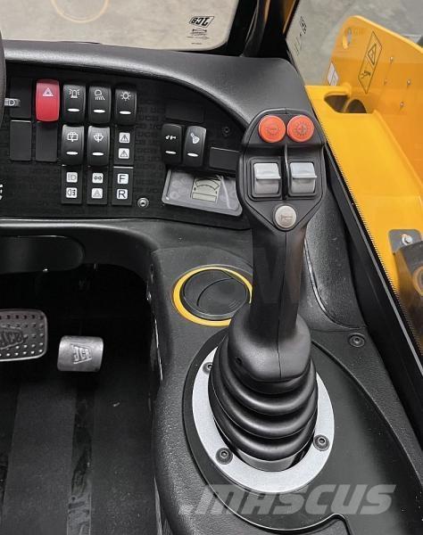 JCB 514-40 伸缩臂叉装车|叉装车