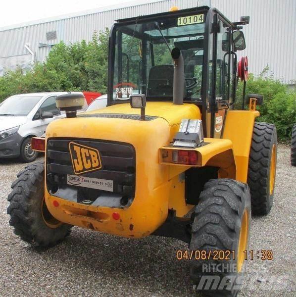 JCB 940-4 越野叉车|叉装车