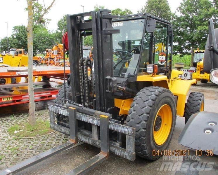 JCB 940-4 越野叉车|叉装车
