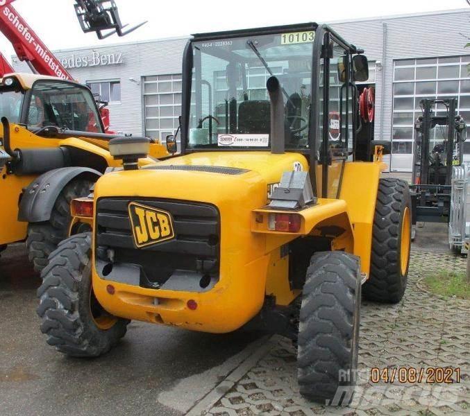 JCB 940-4 越野叉车|叉装车