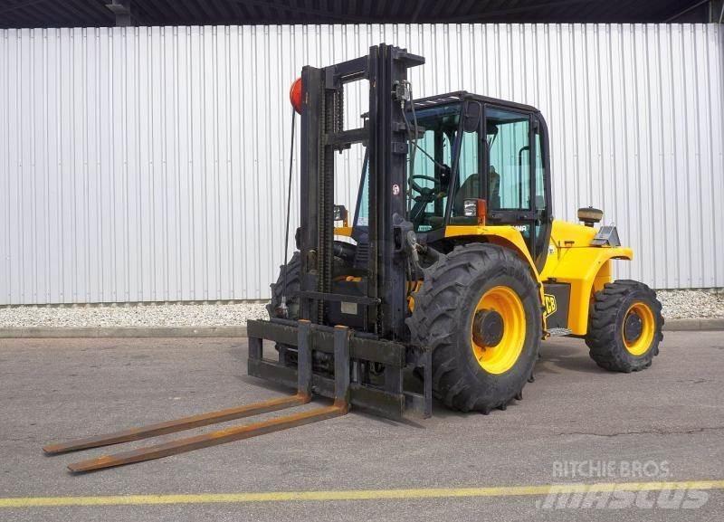 JCB 940-4 越野叉车|叉装车