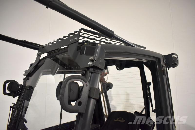 Linde E 30 387 电动叉车