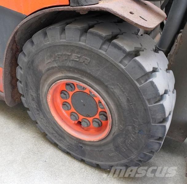 Linde E 30 387 电动叉车