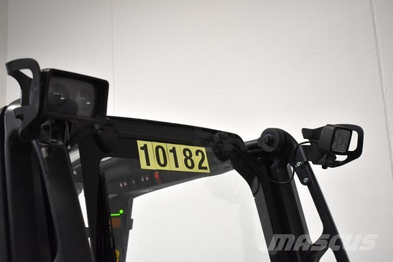 Linde E 30 387 电动叉车