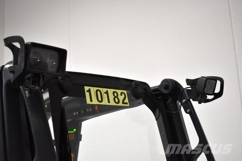 Linde E 30 387 电动叉车