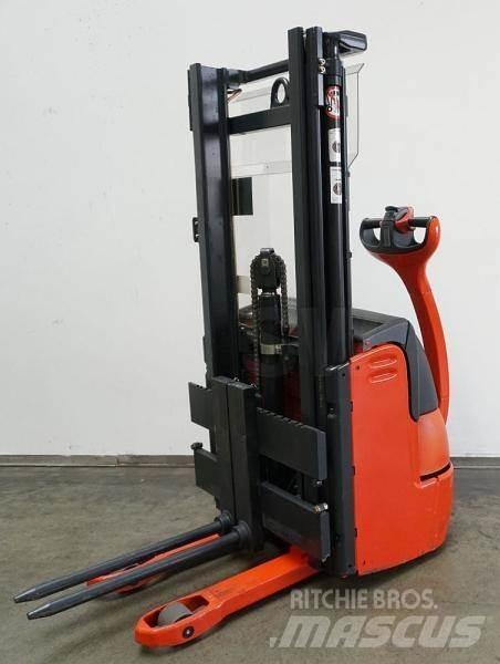 Linde L 10 379 行走式堆垛机