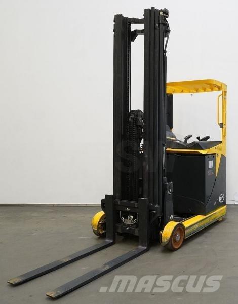 OM Xi 14 前移式叉车