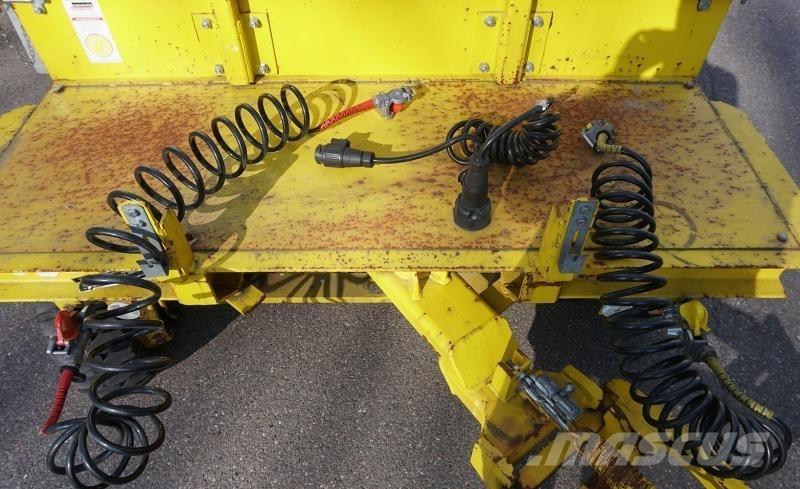 Pefra 4000 自卸半挂车