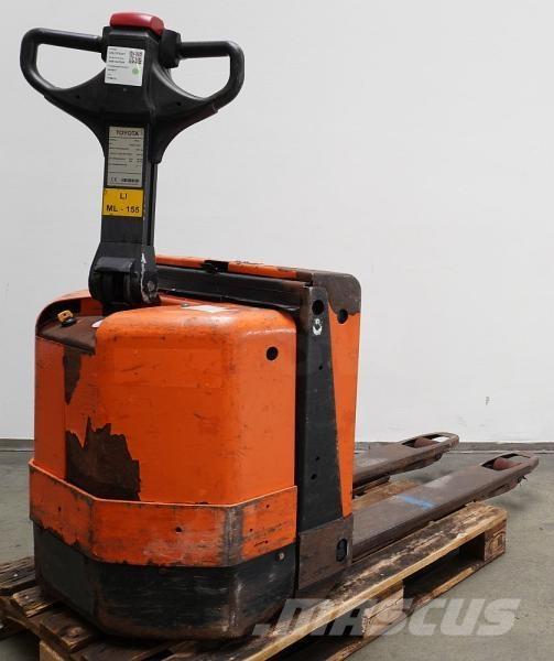 Toyota 7PM18 手摇升降机