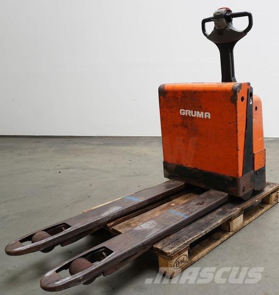 Toyota 7PM18 手摇升降机