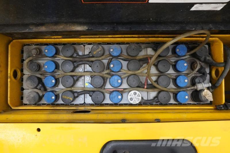 Yale MS12AC 行走式堆垛机