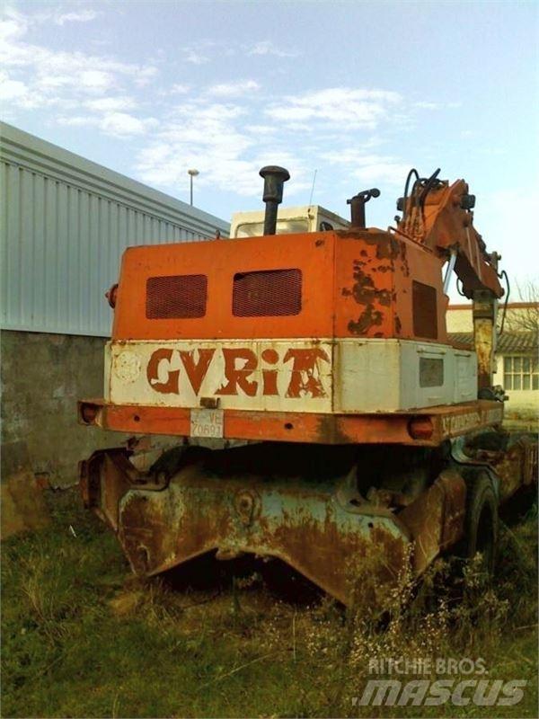  GURIA  90 轮式挖掘机