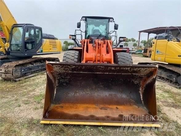 Hitachi ZW250-6 轮式装载机