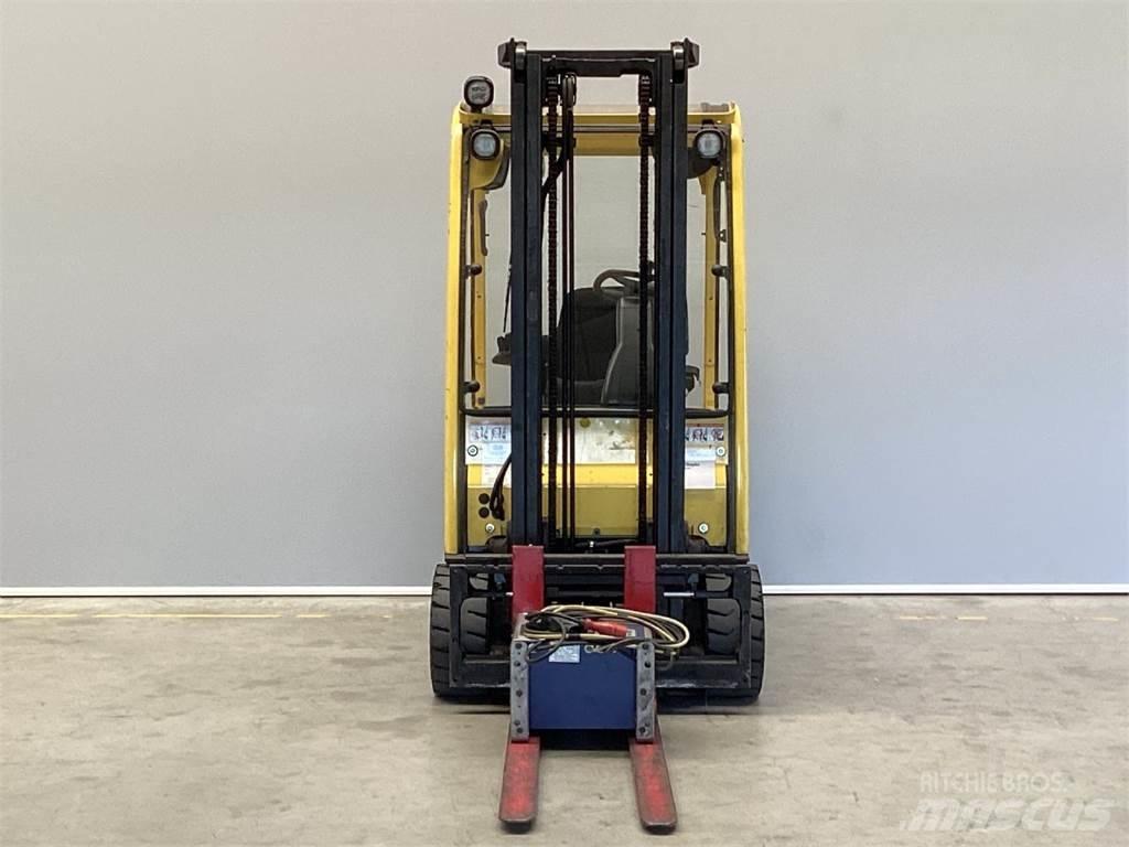Hyster J2.0XMT 电动叉车