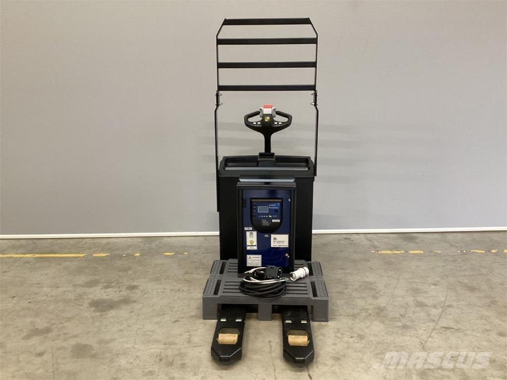 Hyster P2.0 手推堆垛车